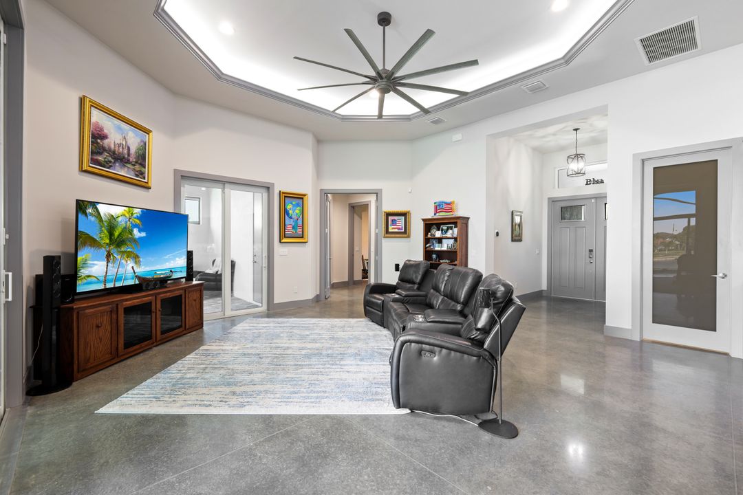 2519 SW 27th Ave, Cape Coral, FL 33914
