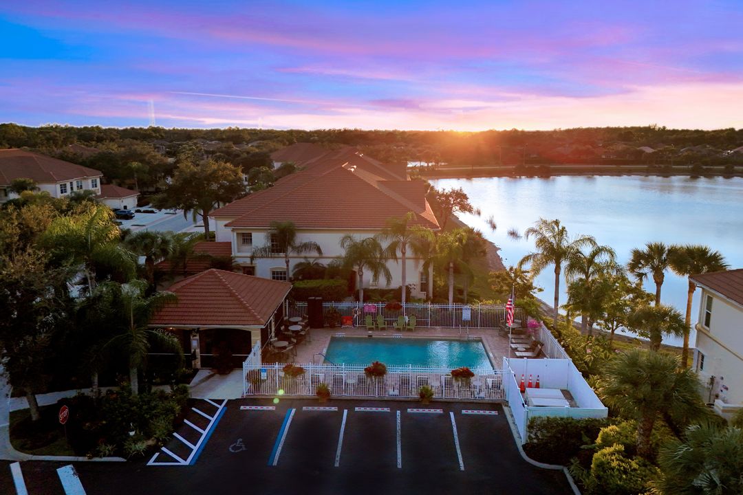 7878 Clemson St #102, Naples, FL 34104