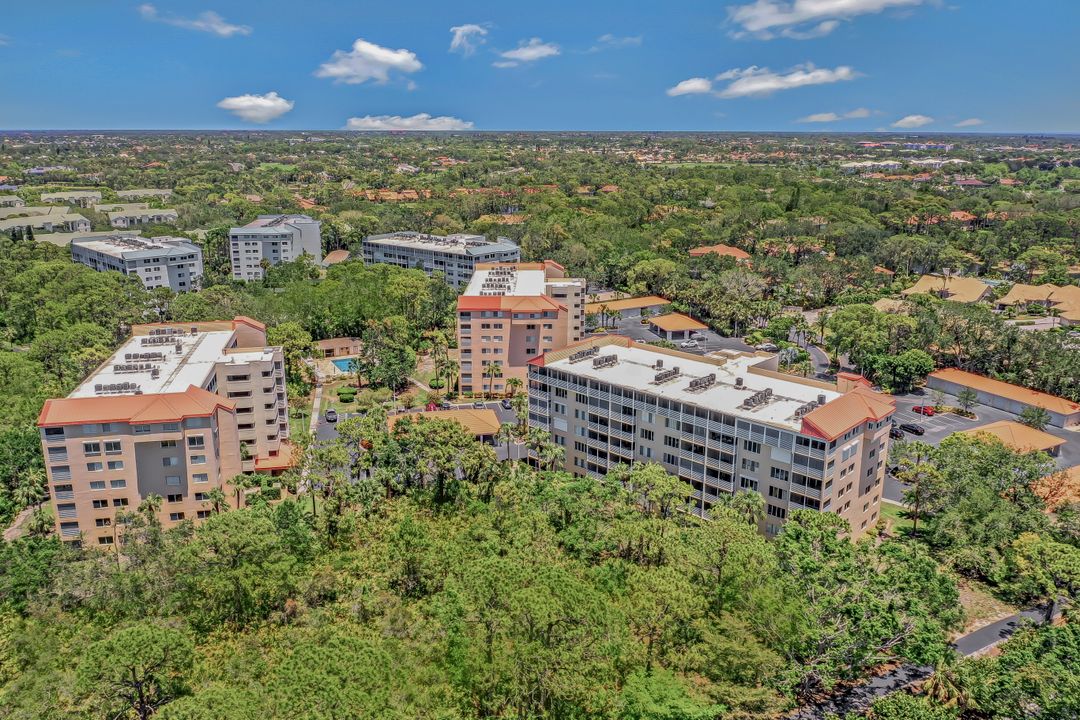 15161 Cedarwood Ln #503, Naples, FL 34110