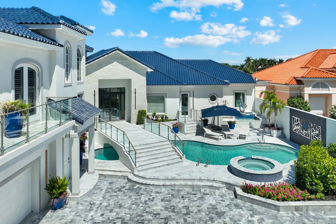 4900 Gulf Shore Blvd N, Naples, FL 34103