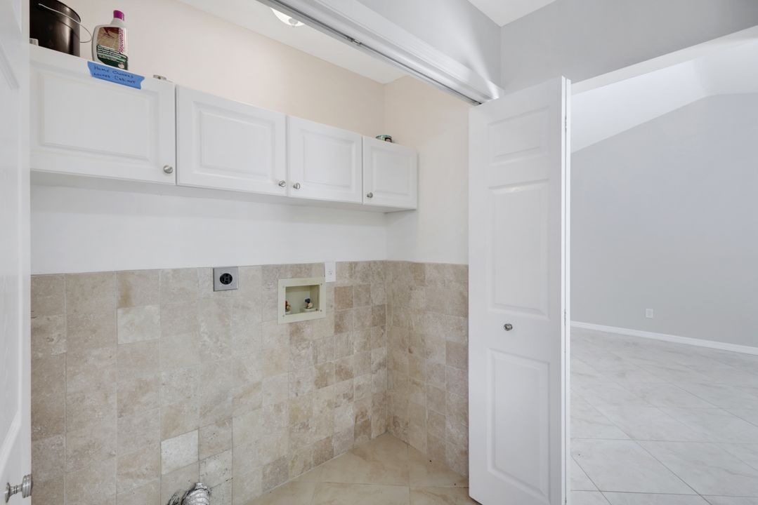 8440 Pennsylvania Blvd, Fort Myers, FL 33967