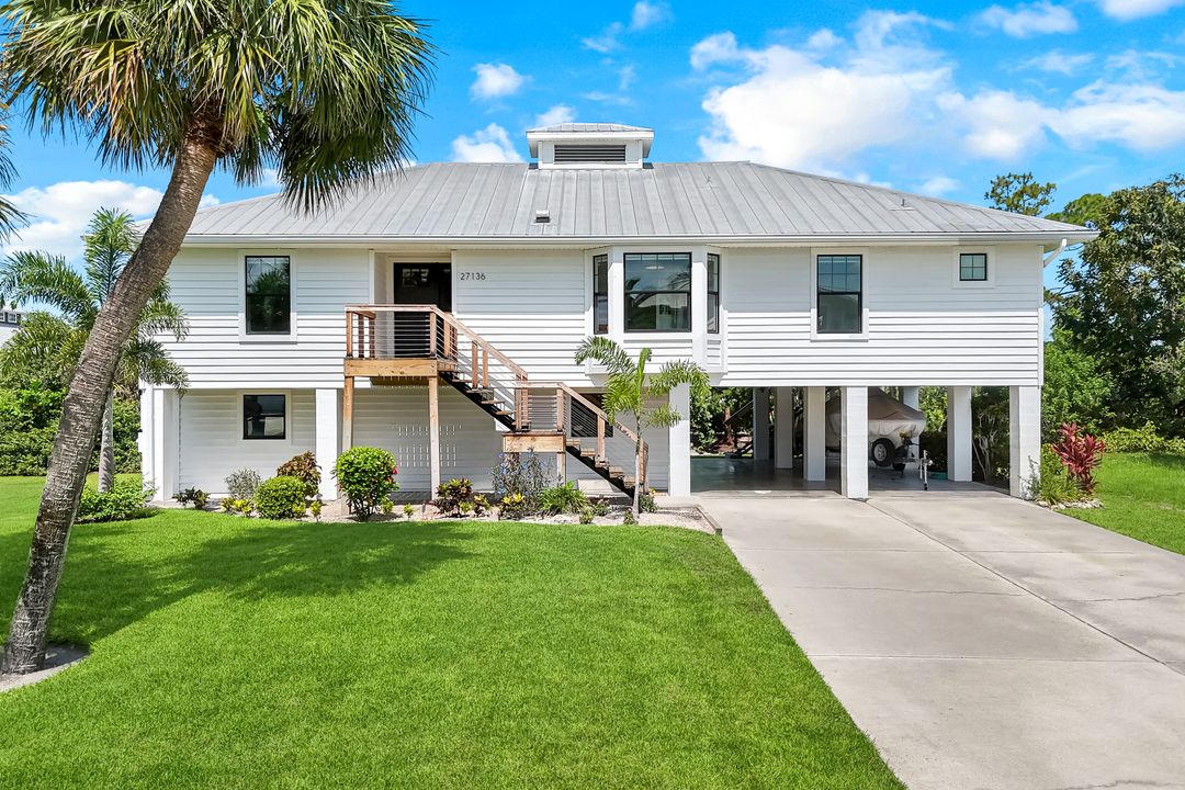 27136 Belle Rio Dr, Bonita Springs, FL 34135