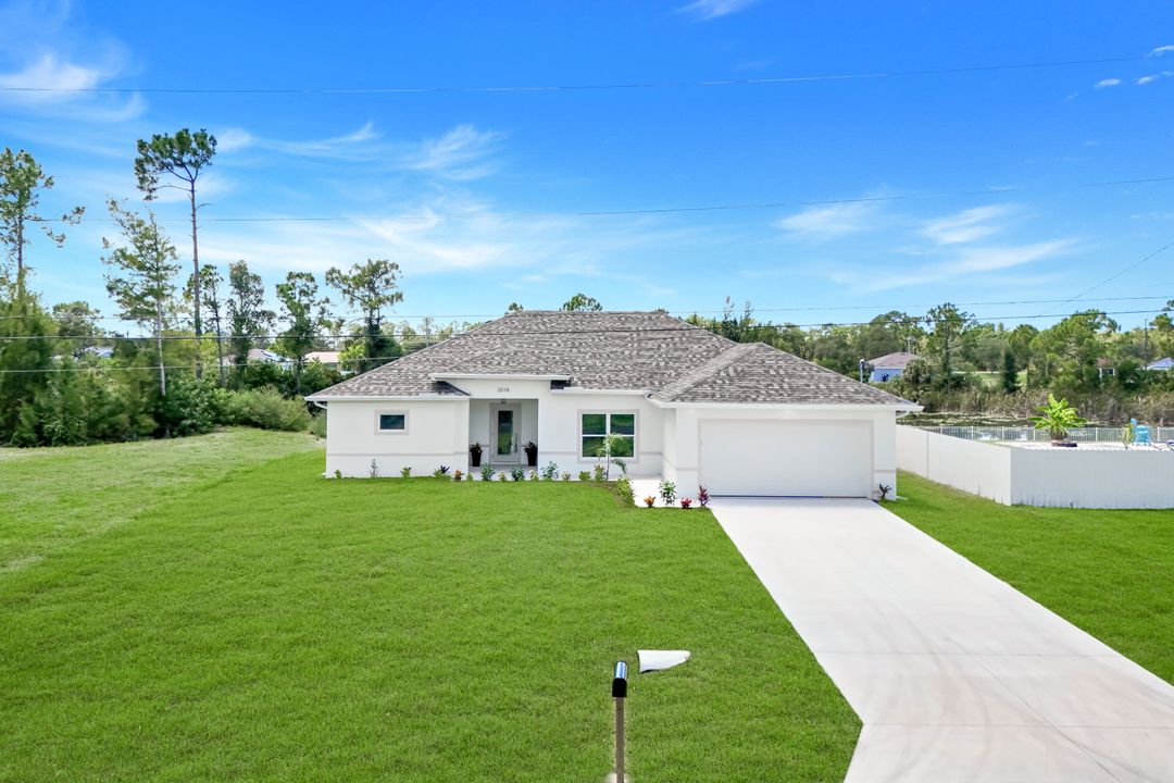 2018 NE 33rd Ln, Cape Coral, FL 33909