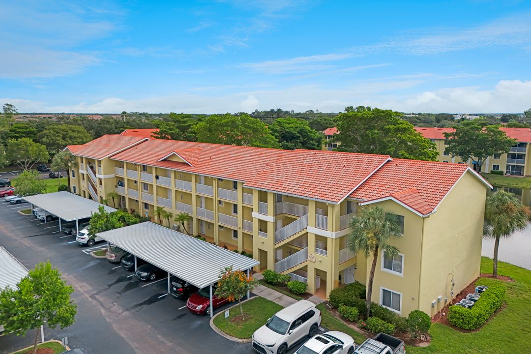 8298 Key Royal Ln #415, Naples, FL 34119