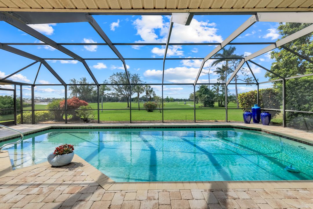 16902 Timberlakes Dr, Fort Myers, FL 33908