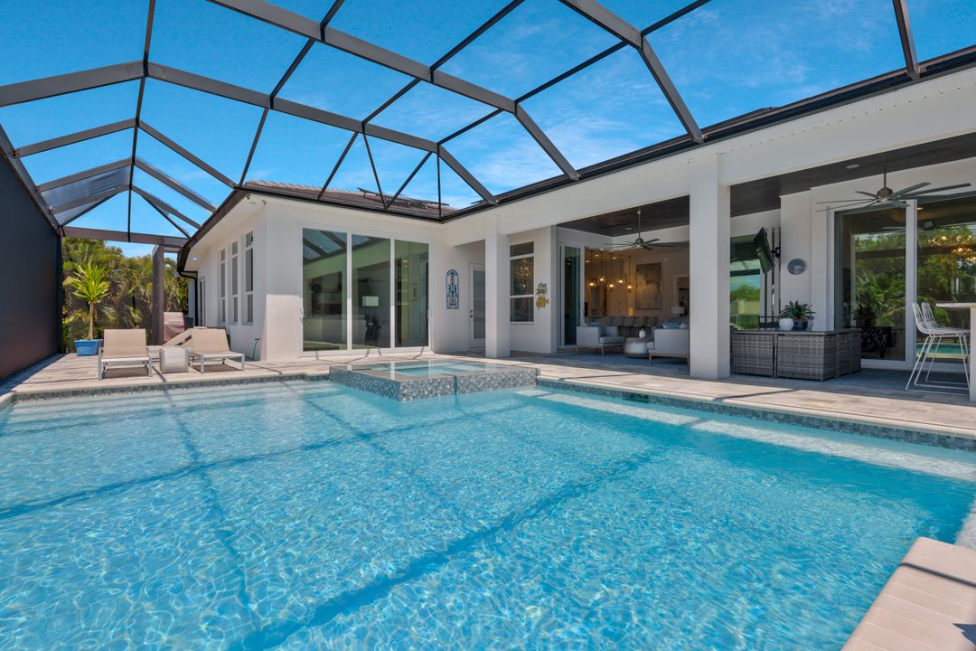 3816 SE 21st Pl, Cape Coral, FL 33904