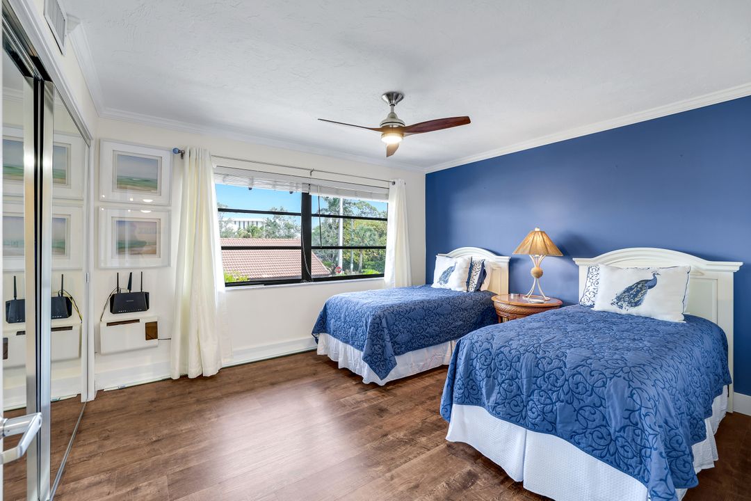 4092 Belair Ln #15, Naples, FL 34103