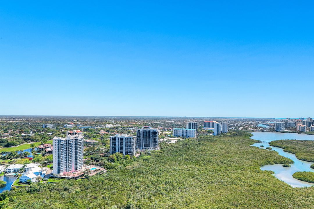 6101 Pelican Bay Blvd  #305, Naples, FL 34108