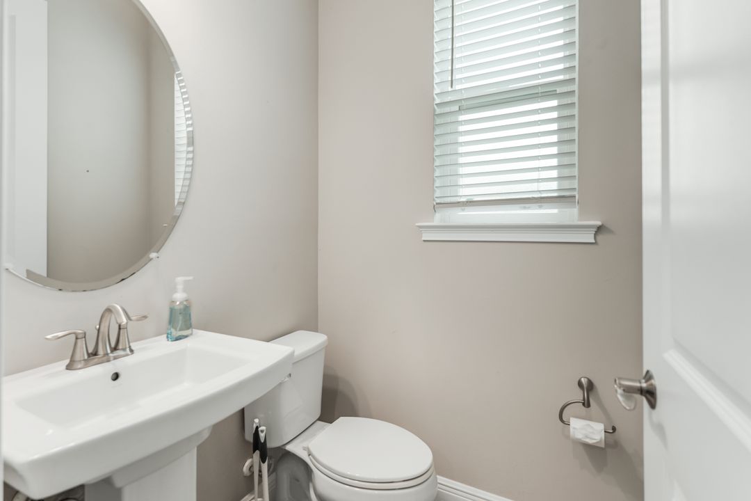 3480 Pilot Cir, Naples, FL 34120