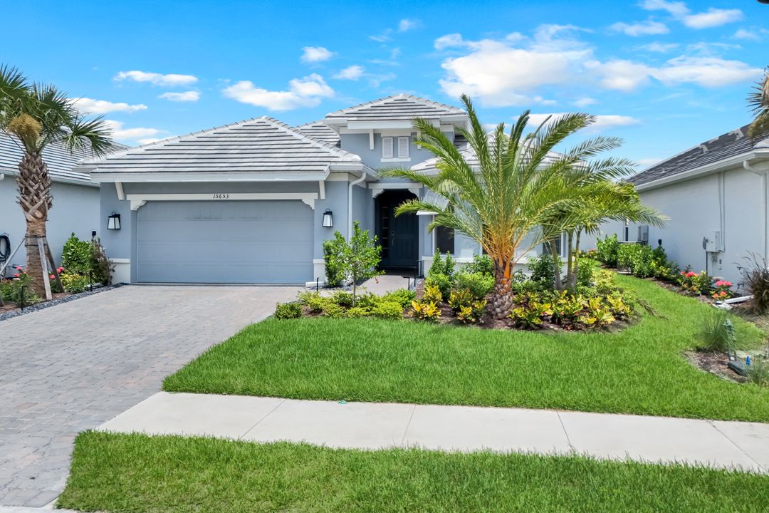 15653 Triesta Ln, Naples, FL 34114