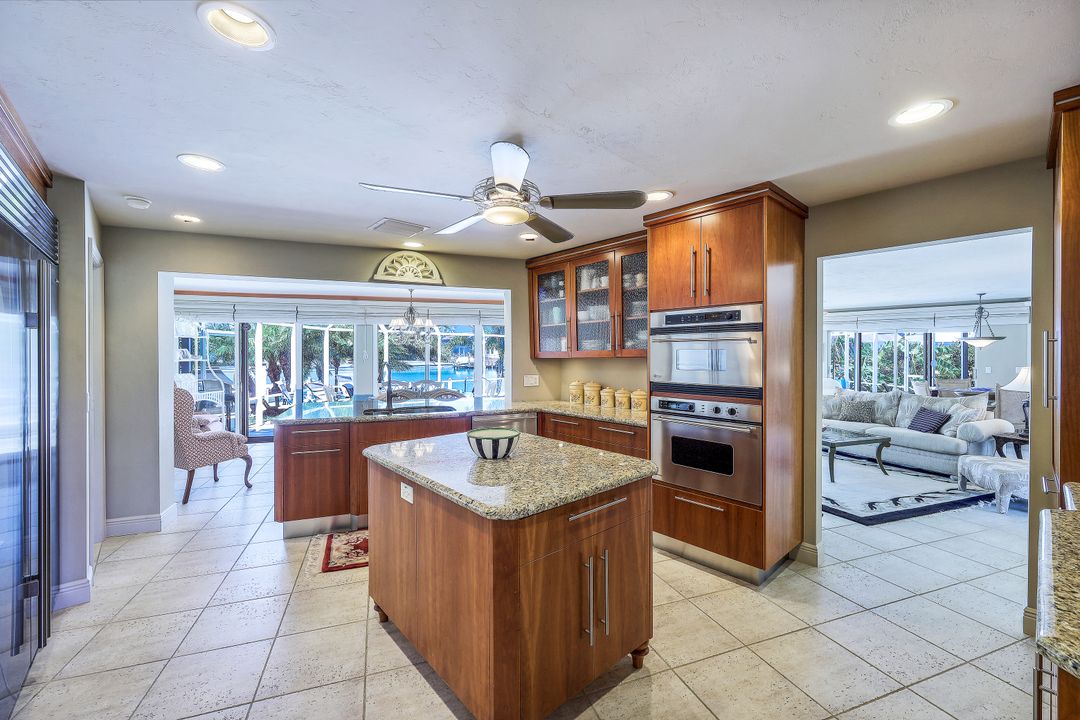 1894 Woodbine Ct, Marco Island, FL 34145