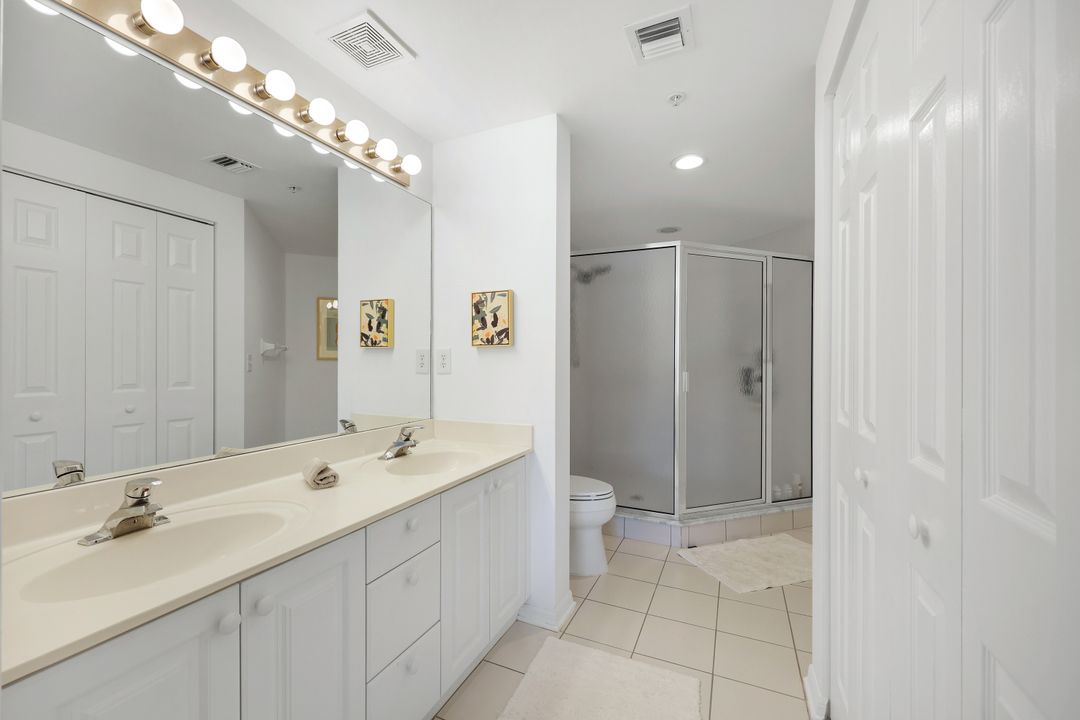 5045 Cedar Springs Dr #101, Naples, FL 34110