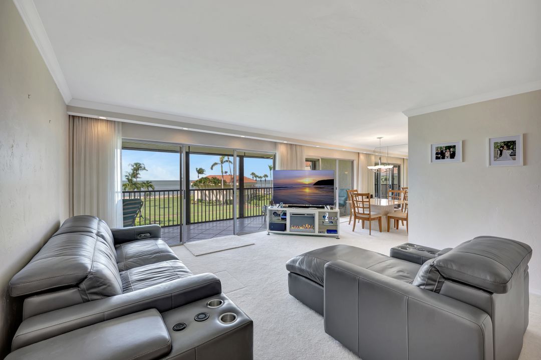 1080 S Collier Blvd #305, Marco Island, FL 34145