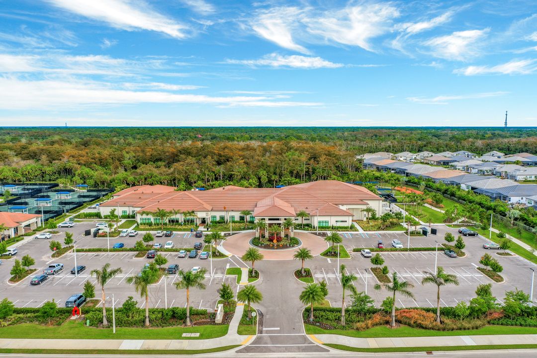 12078 Mimosa St, Naples, FL 34120