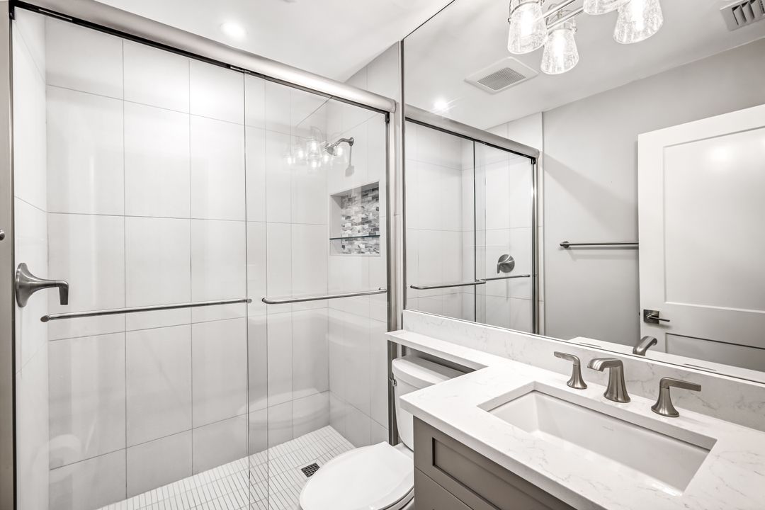 20822 Country Barn Dr, Estero, FL 33928