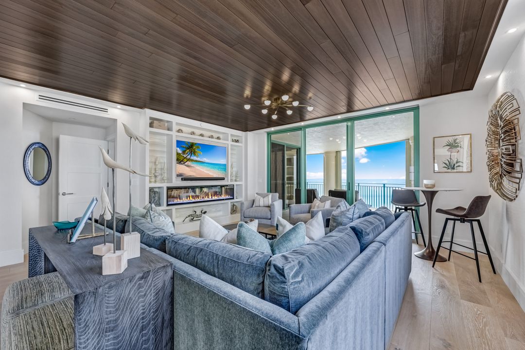 980 Cape Marco Dr #908, Marco Island, FL 34145