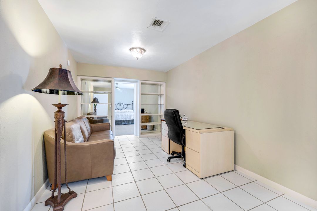 1268 Laurel Ct, Marco Island, FL 34145