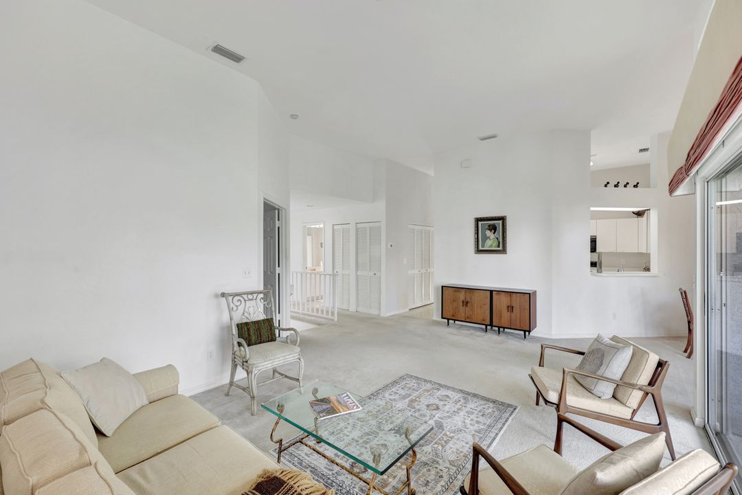 2861 Citrus Lake Dr #L201, Naples, FL 34109