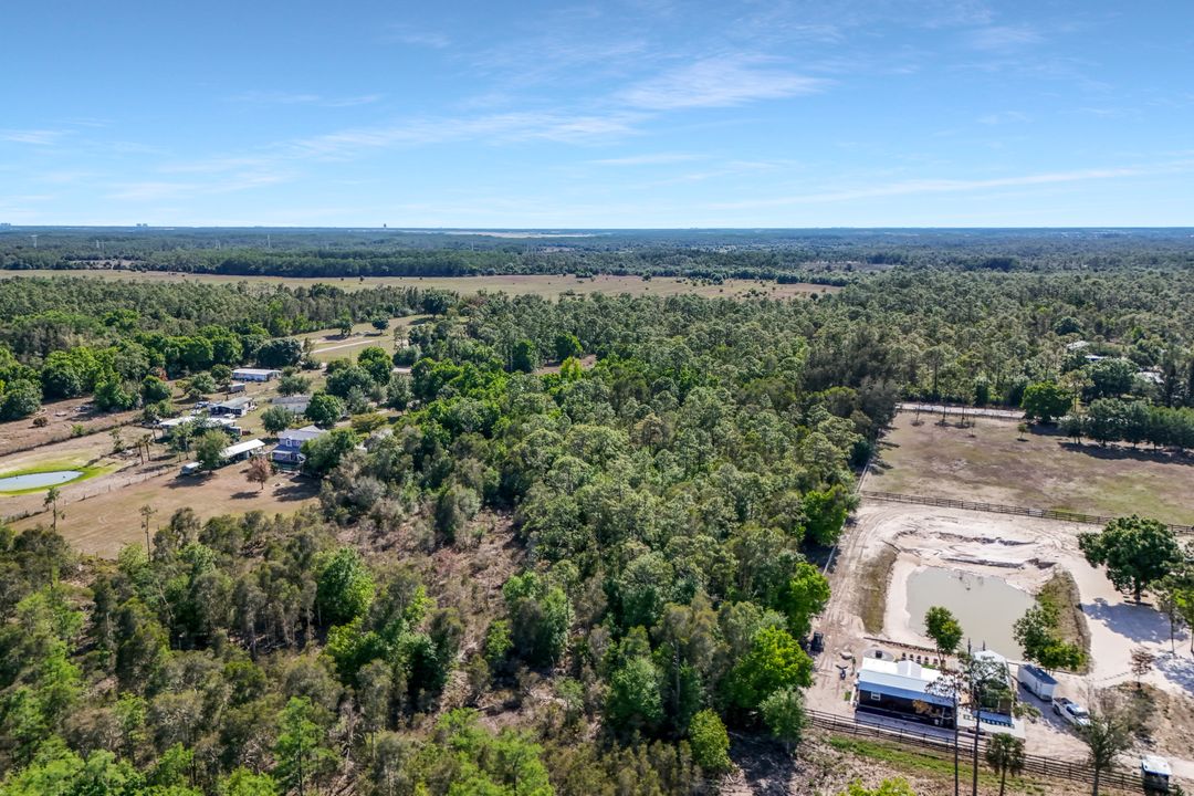 12571 Shawnee Rd, Fort Myers, FL 33913