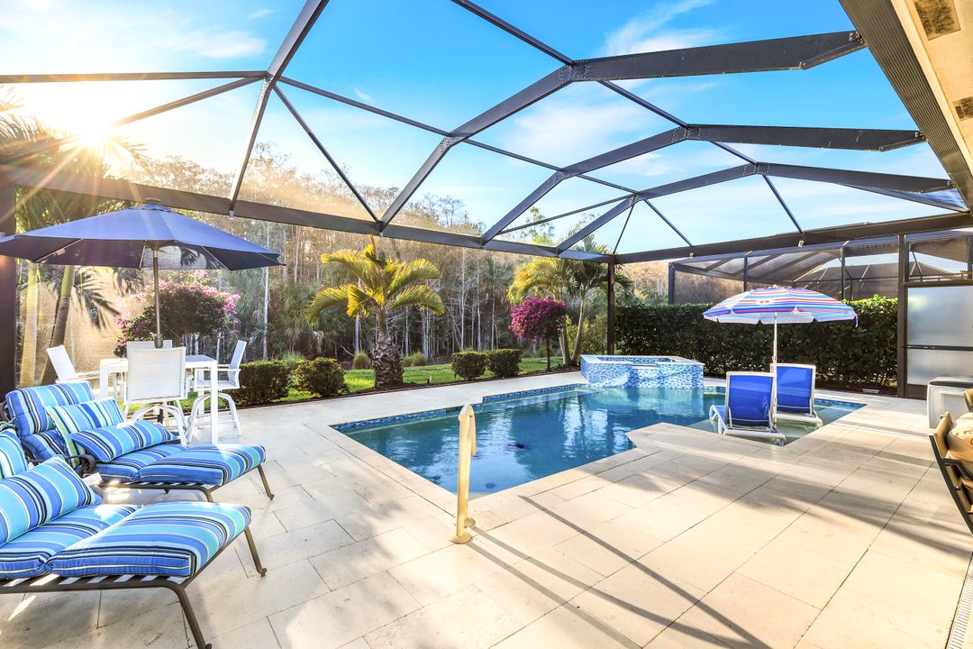 28560 Twain Dr, Bonita Springs, FL 34135