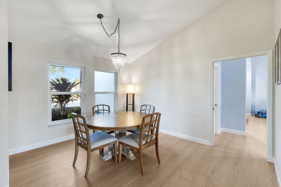 11841 Princess Grace Ct, Cape Coral, FL 33991