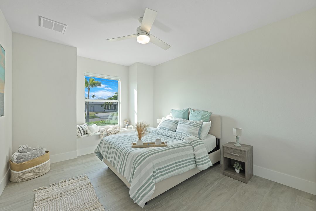 5317 SW 8th Pl, Cape Coral, FL 33914