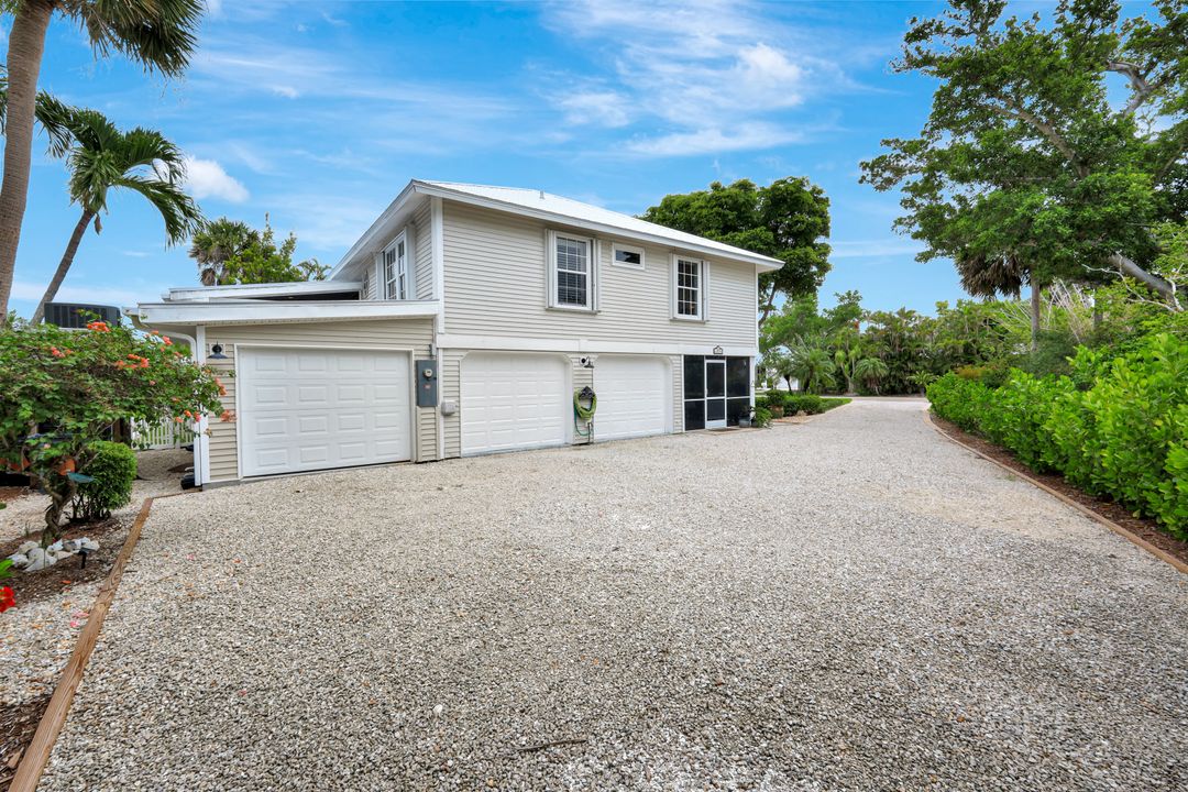 1874 Farm Trail, Sanibel, FL 33957