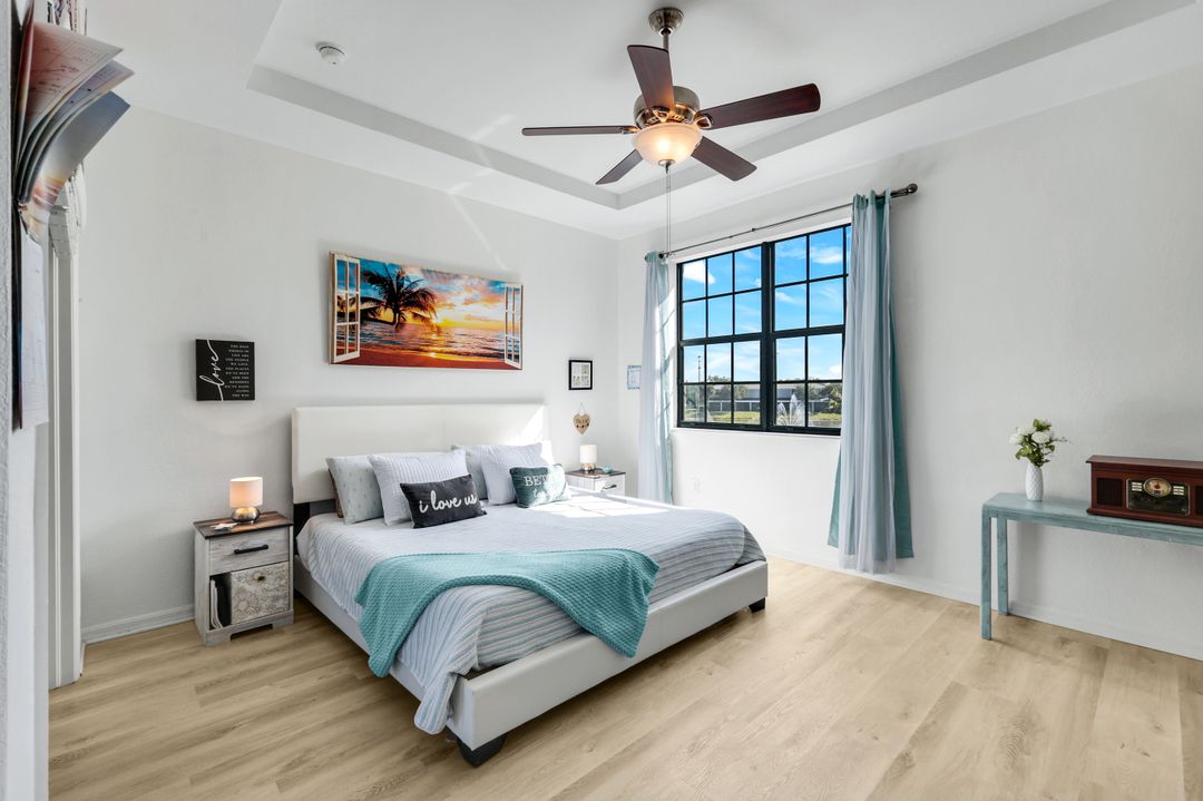 15239 Summit Pl Cir, Naples, FL 34119