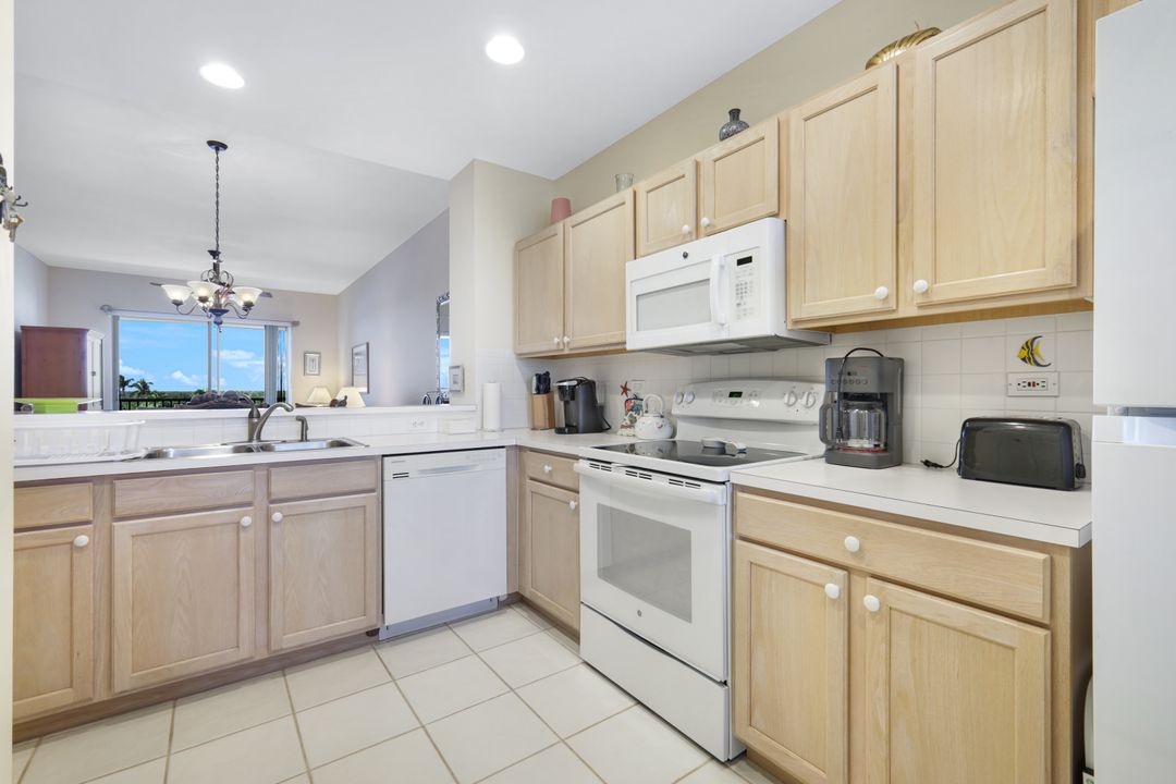 17100 Bridgestone Ct #305, Fort Myers, FL 33908