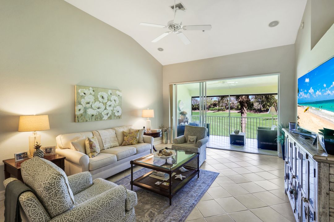 2385 Harmony Ln #204, Naples, FL 34109