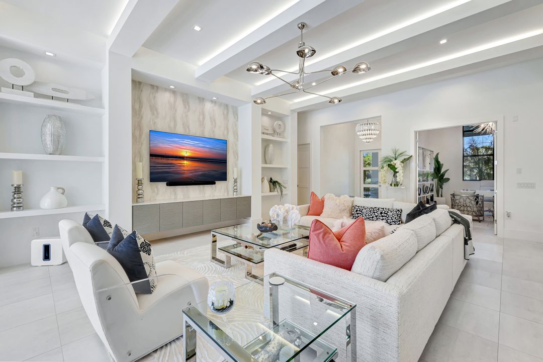 3124 Livorno Lane, Naples, FL 34110