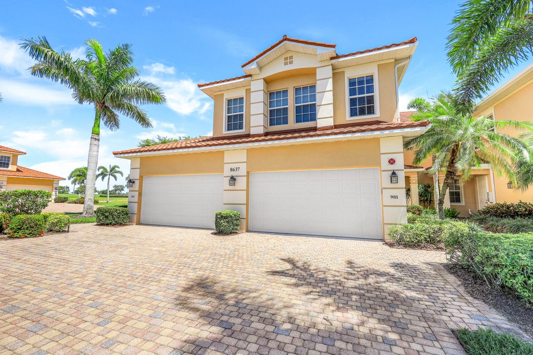 8637 Champions Point #901, Naples, FL 34113