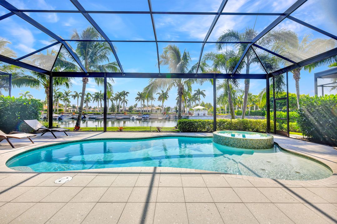 17429 Via Lugano Ct, Miromar Lakes, FL 33913