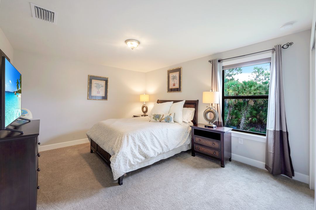9437 Whooping Crane Wy, Naples, FL 34120