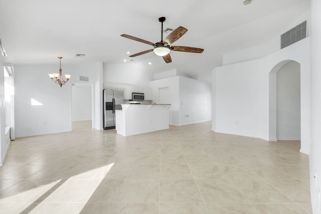 1706 NE 2nd Pl, Cape Coral, FL 33909