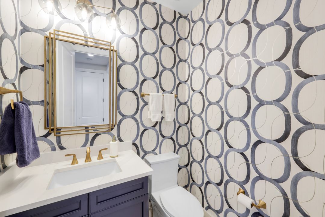 2106 Modena Ct, Naples, FL 34105