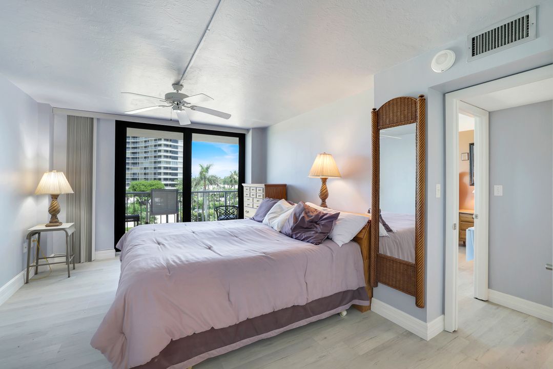 320 Seaview Ct #308, Marco Island, FL 34145