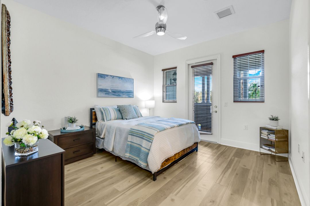 9242 Tesoro Ln #203, Naples, FL 34114