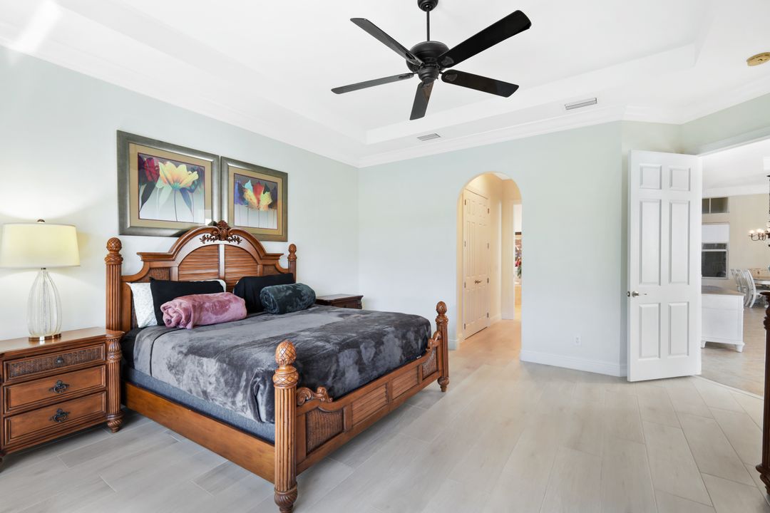 18190 Parkside Greens Dr, Fort Myers, FL 33908