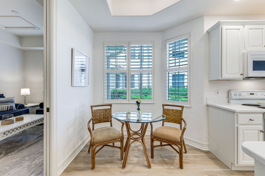 6029 Trophy Dr #301, Naples, FL 34110