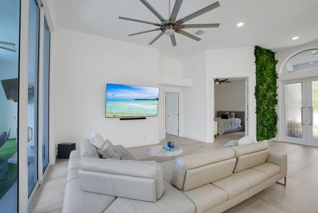 1002 Lake Shore Dr, Delray Beach, FL 33444