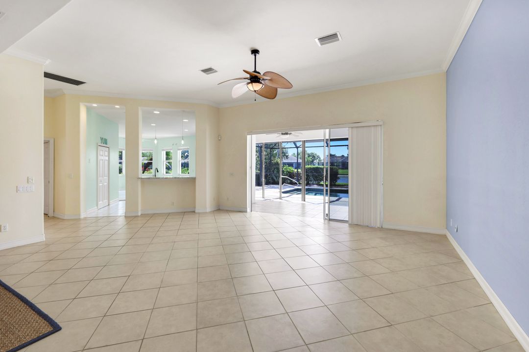 12570 Walden Run Dr, Fort Myers, FL 33913
