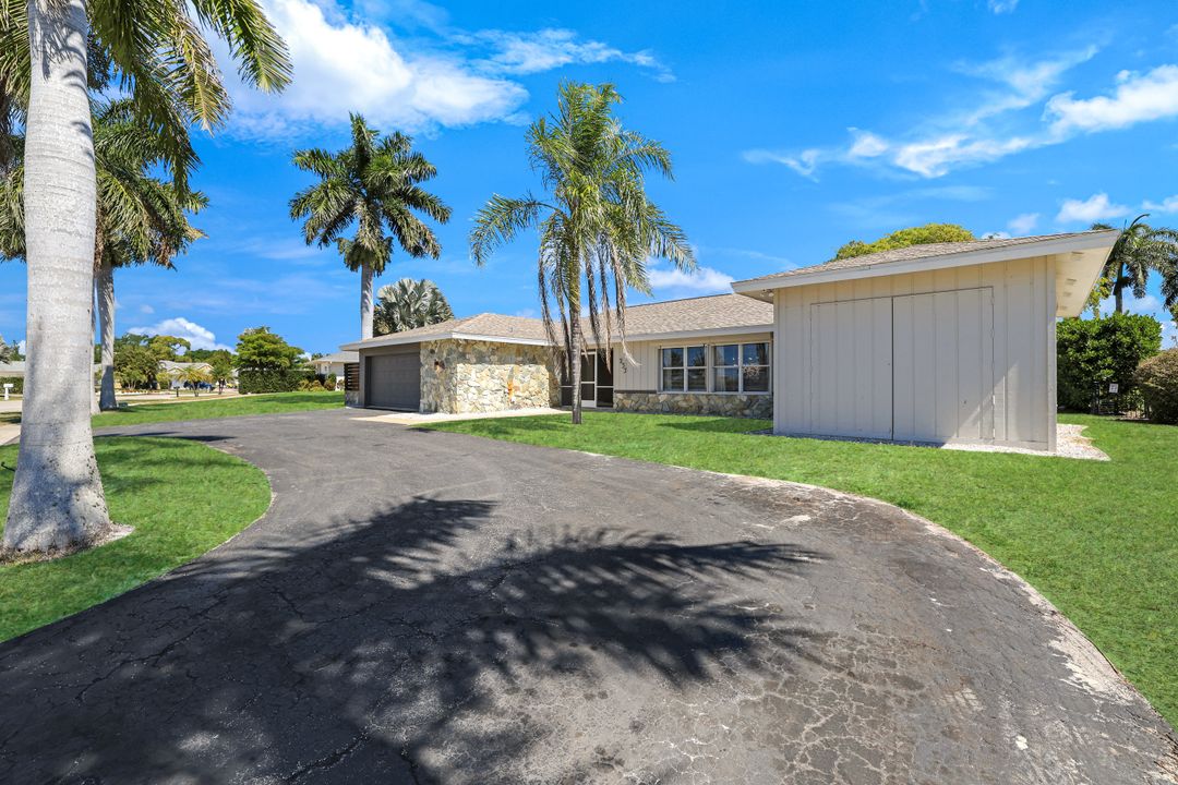 233 Shadowridge Ct, Marco Island, FL 34145