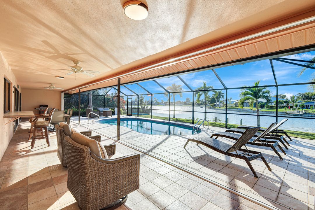 1940 SE 6th Ave, Cape Coral, FL 33990