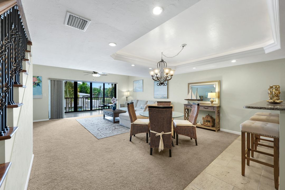 1400 Blue Point Ave #202, Naples, FL 34102