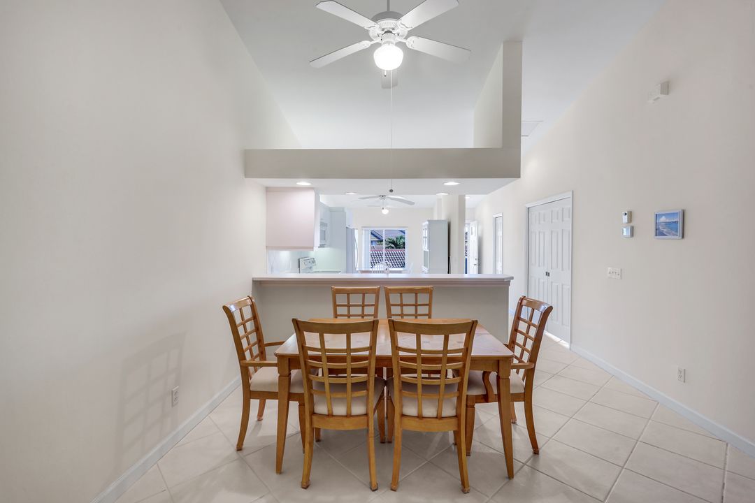 1660 Windy Pines Dr #4, Naples, FL 34112