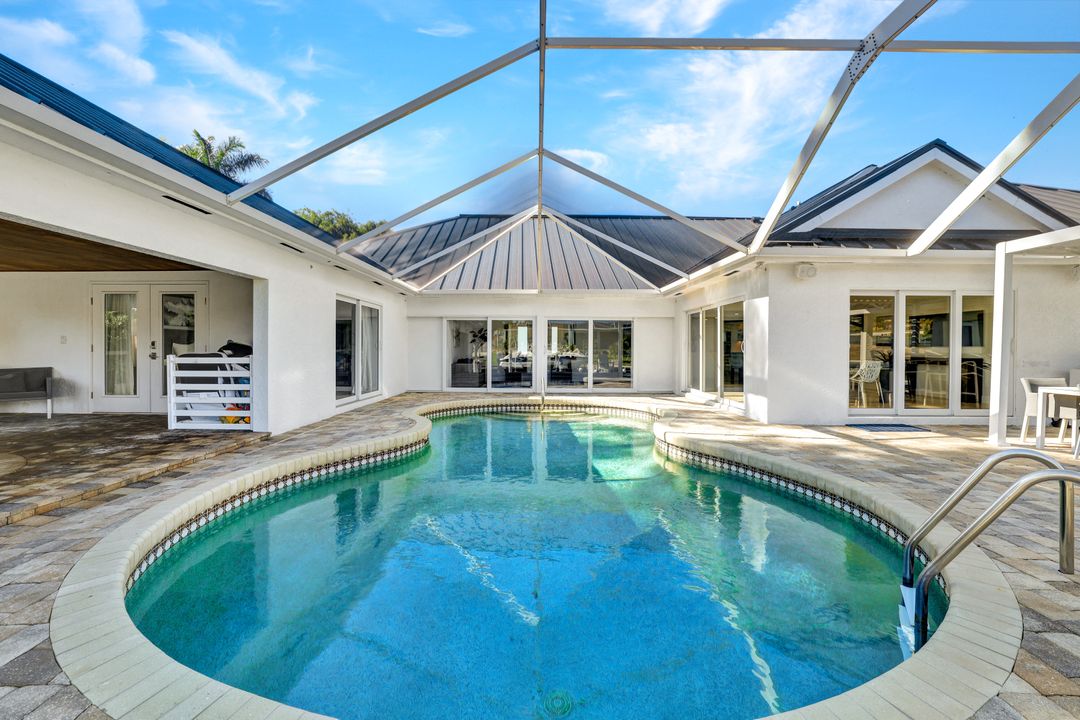 921 Scott Dr, Marco Island, FL 34145