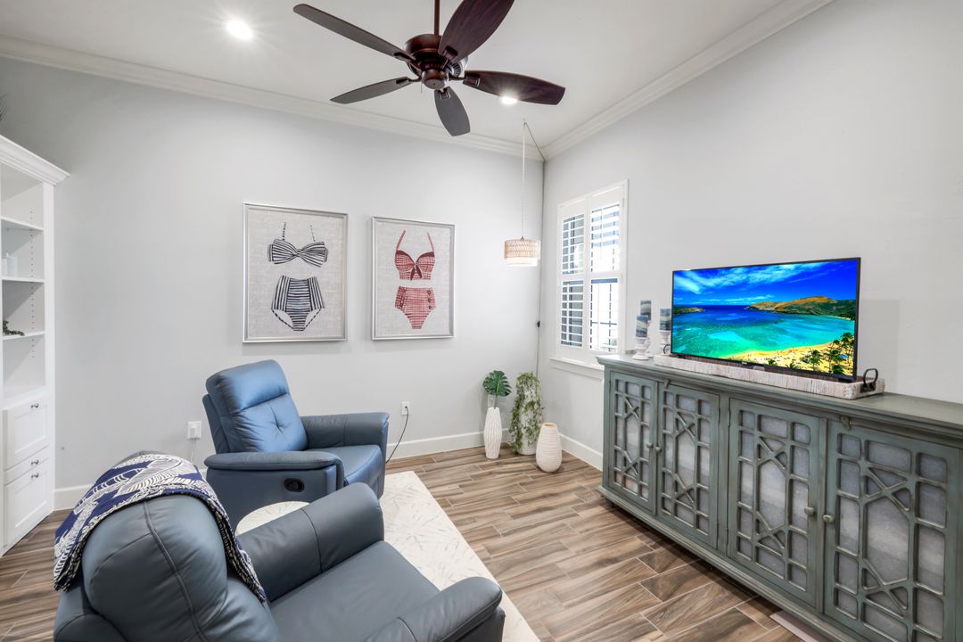 8839 Nautical Landing Cir #201, Naples, FL 34120