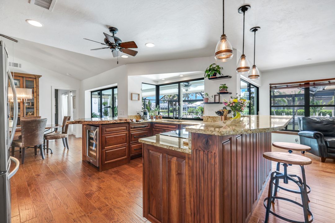 284 Polynesia Ct, Marco Island, FL 34145