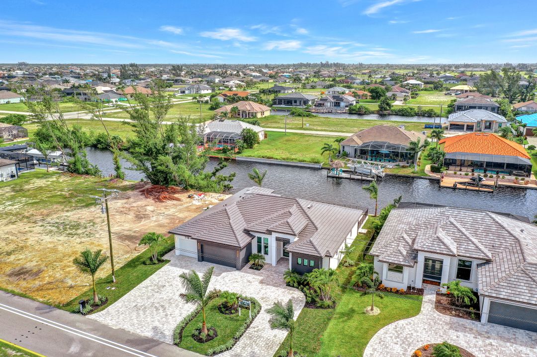 719 Old Burnt Store Rd N, Cape Coral, FL 33993